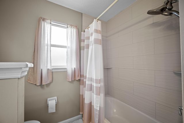 1940 Bluebonnet Way, Fleming Island, FL 32003