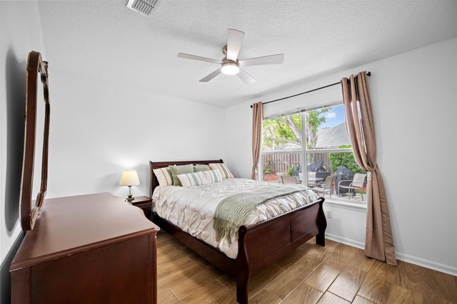 1940 Bluebonnet Way, Fleming Island, FL 32003