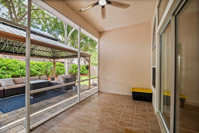 1940 Bluebonnet Way, Fleming Island, FL 32003