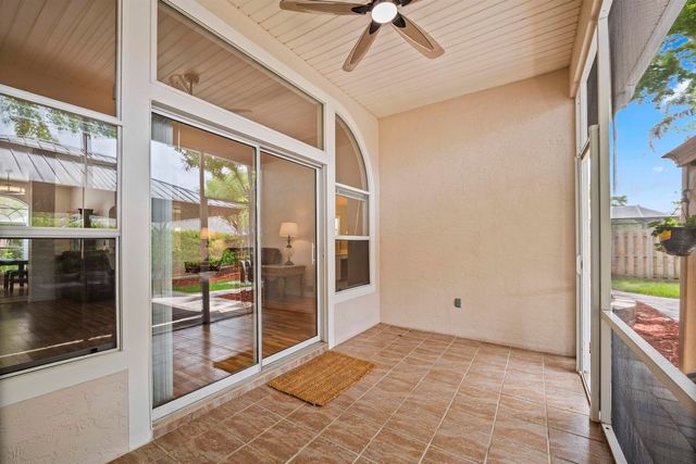 1940 Bluebonnet Way, Fleming Island, FL 32003