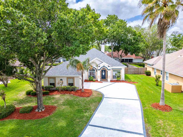 1940 Bluebonnet Way, Fleming Island, FL 32003