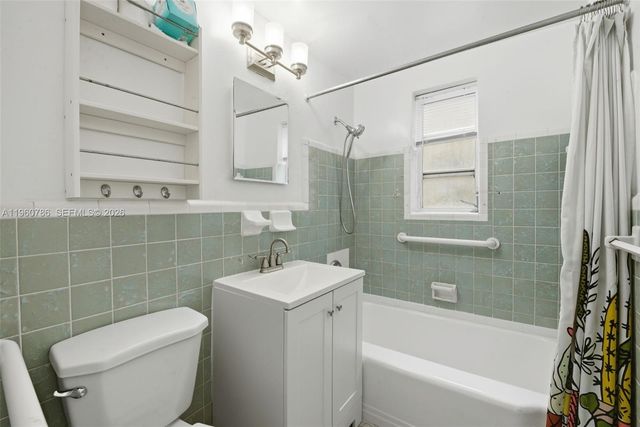 3265 Franklin Ave Downstairs, Miami, FL 33133