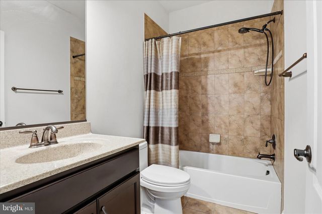 7501 CLIFTON RD, Clifton, VA 20124