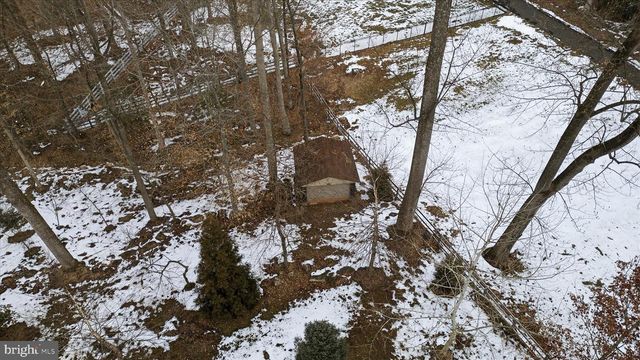 7501 CLIFTON RD, Clifton, VA 20124