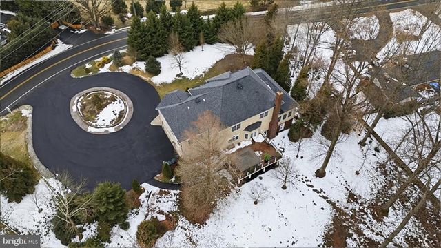 7501 CLIFTON RD, Clifton, VA 20124