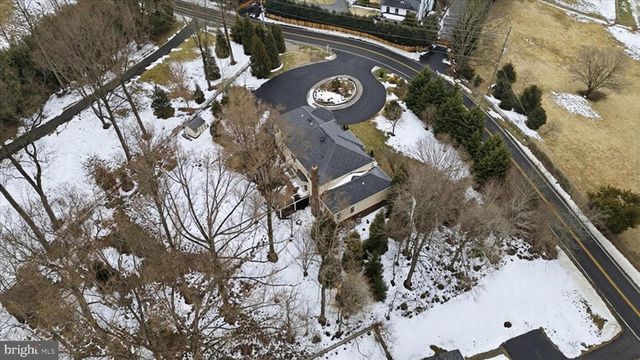 7501 CLIFTON RD, Clifton, VA 20124