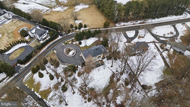 7501 CLIFTON RD, Clifton, VA 20124