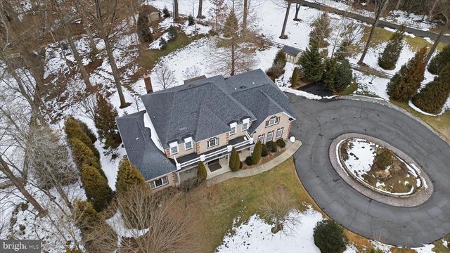 7501 CLIFTON RD, Clifton, VA 20124