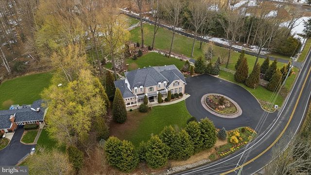 7501 CLIFTON RD, Clifton, VA 20124