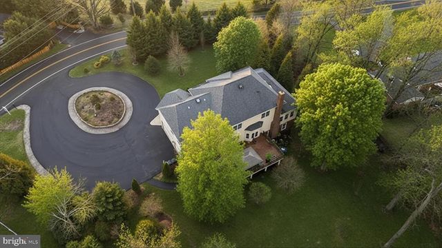 7501 CLIFTON RD, Clifton, VA 20124