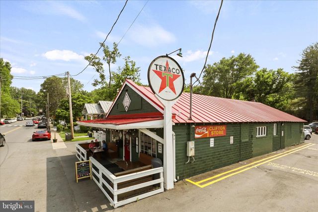 7501 CLIFTON RD, Clifton, VA 20124