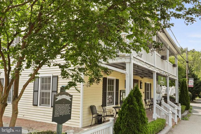 7501 CLIFTON RD, Clifton, VA 20124