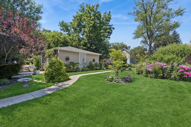118 Waverly Road, Barrington, IL 60010