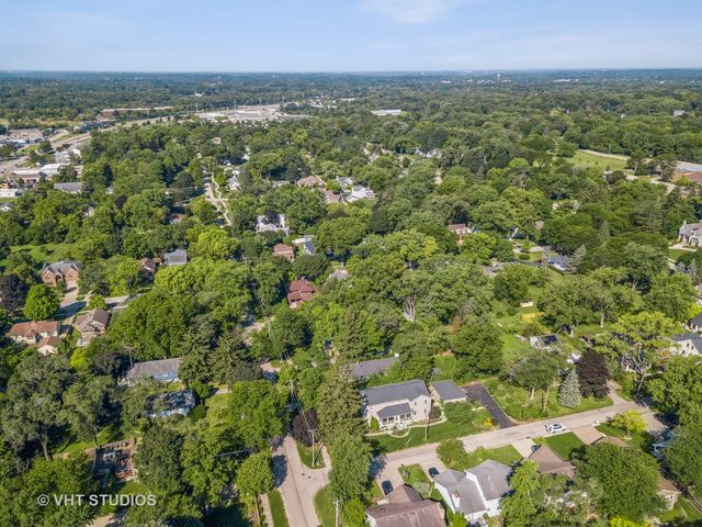 118 Waverly Road, Barrington, IL 60010