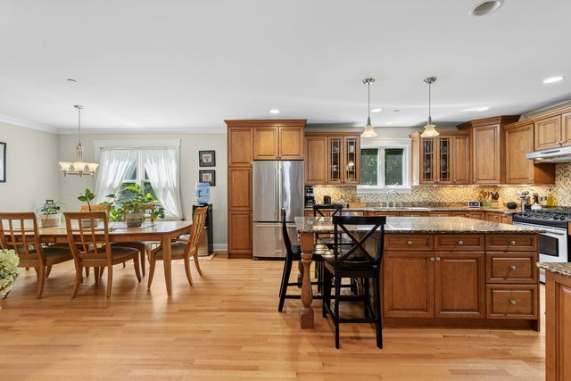 118 Waverly Road, Barrington, IL 60010