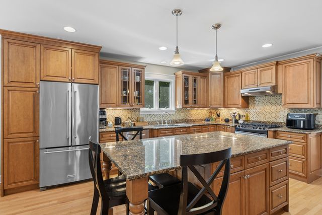 118 Waverly Road, Barrington, IL 60010