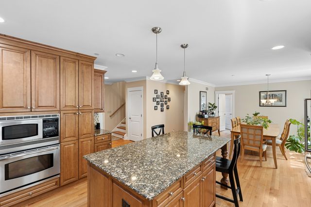 118 Waverly Road, Barrington, IL 60010