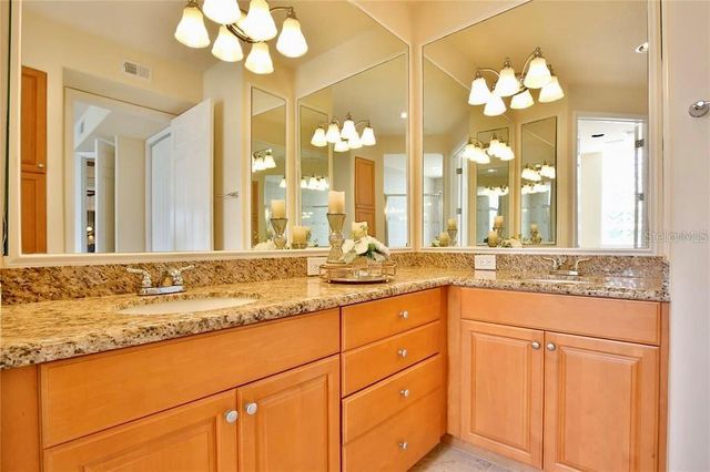 7919 ST SIMONS STREET, University Park, FL 34201