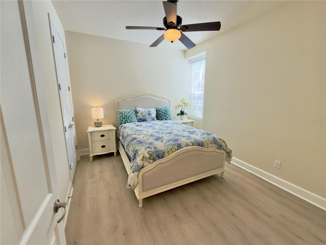 7919 ST SIMONS STREET, University Park, FL 34201