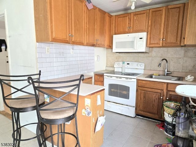 4 Northwestern Trl, Hopatcong Boro, NJ 07843