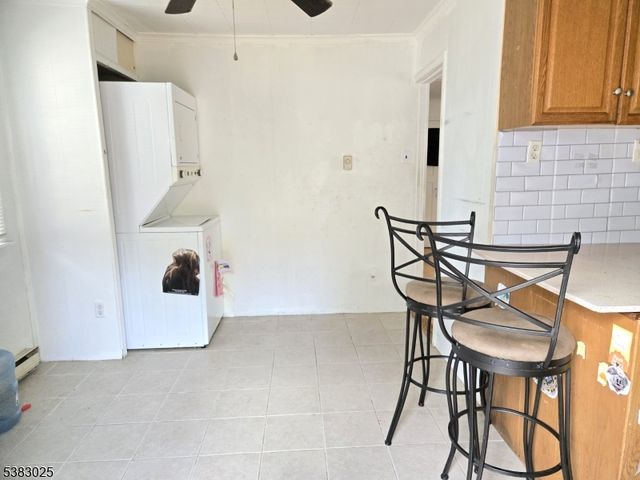 4 Northwestern Trl, Hopatcong Boro, NJ 07843