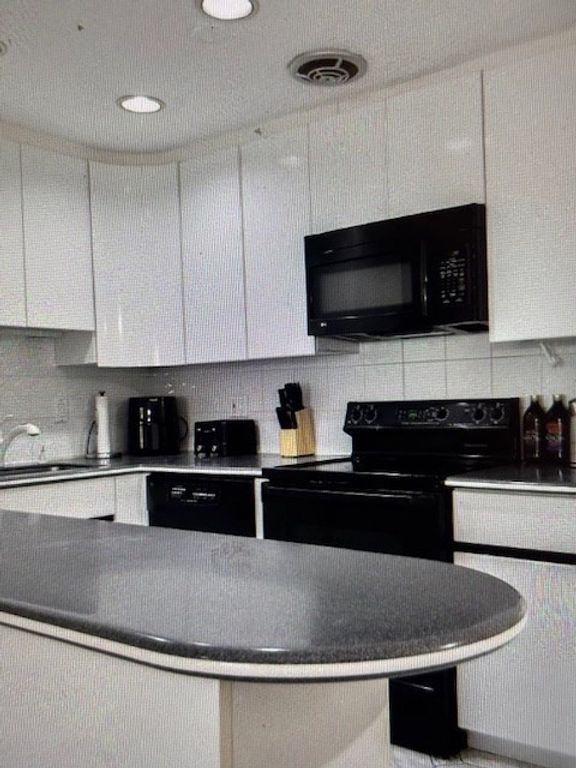 50 Green Street 206, Brookline, MA 02446