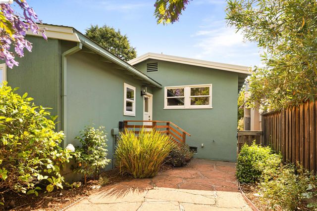 1009 Key Route Blvd, Albany, CA 94706