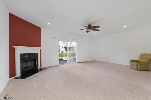 52 Wiley Ct, Parsippany-troy Hills Twp., NJ 07950