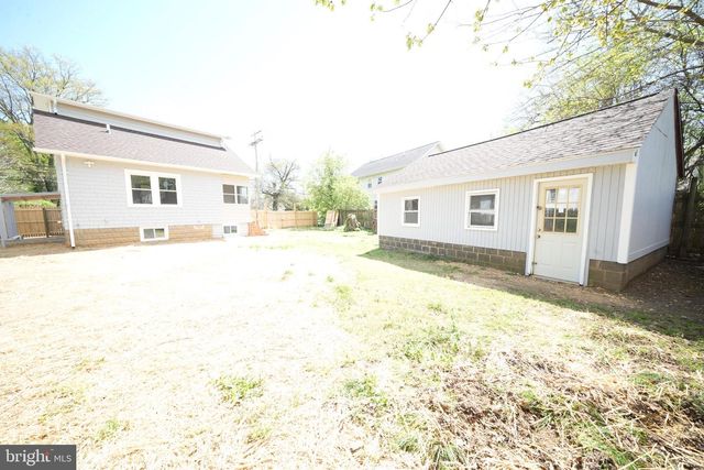 6122 54TH AVE, Riverdale, MD 20737