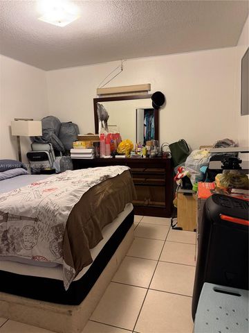 4761 NW Flagler Ter 4763, Miami, FL 33126