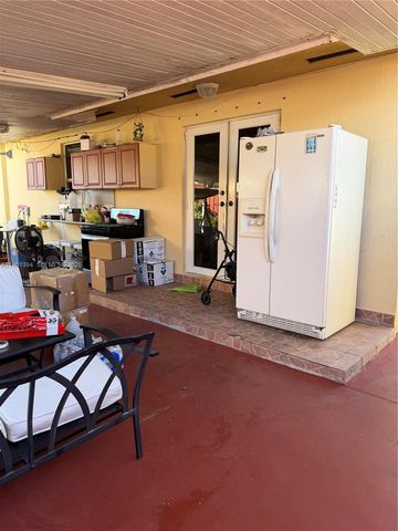 4761 NW Flagler Ter 4763, Miami, FL 33126