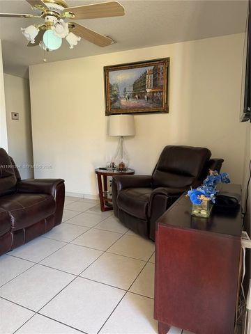 4761 NW Flagler Ter 4763, Miami, FL 33126