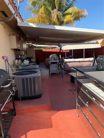 4761 NW Flagler Ter 4763, Miami, FL 33126