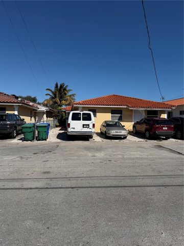 4761 NW Flagler Ter 4763, Miami, FL 33126