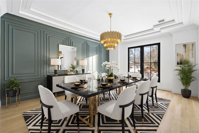 115 Weeks Drive, Dix Hills, NY 11746