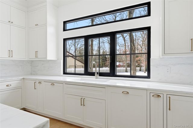 115 Weeks Drive, Dix Hills, NY 11746