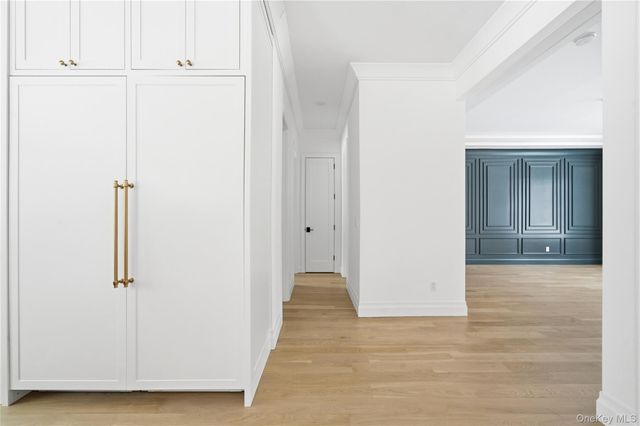 115 Weeks Drive, Dix Hills, NY 11746