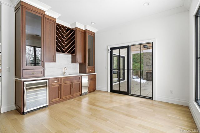 115 Weeks Drive, Dix Hills, NY 11746