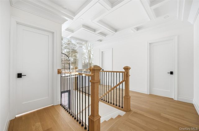 115 Weeks Drive, Dix Hills, NY 11746