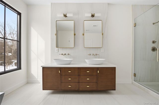 115 Weeks Drive, Dix Hills, NY 11746