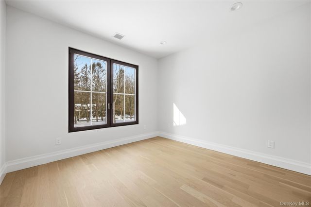 115 Weeks Drive, Dix Hills, NY 11746