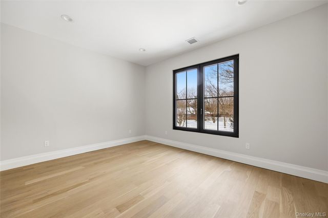 115 Weeks Drive, Dix Hills, NY 11746