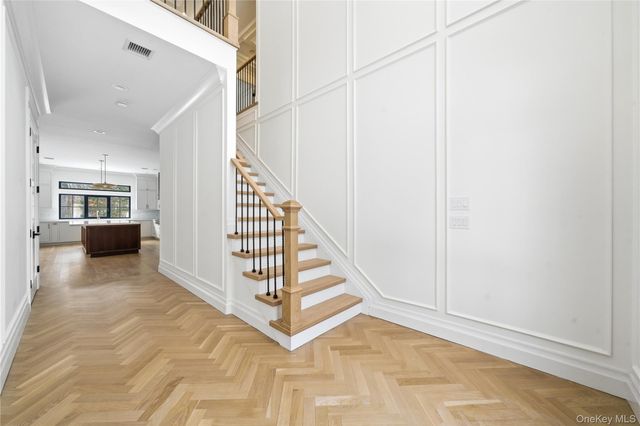 115 Weeks Drive, Dix Hills, NY 11746