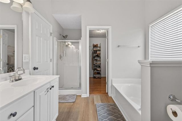 9865 Lauren Hall Court, Alpharetta, GA 30022