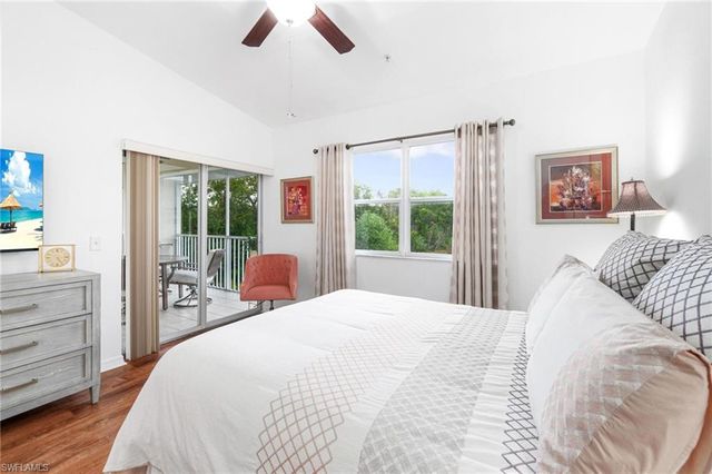 4945 Cougar Ct S Apt 202, Naples, FL 34109