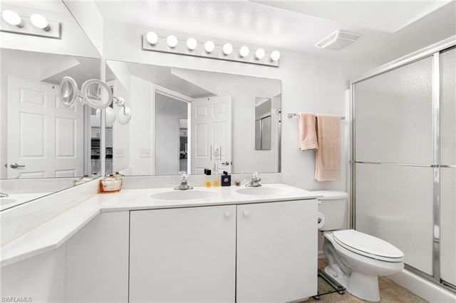 4945 Cougar Ct S Apt 202, Naples, FL 34109