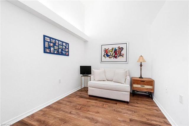 4945 Cougar Ct S Apt 202, Naples, FL 34109