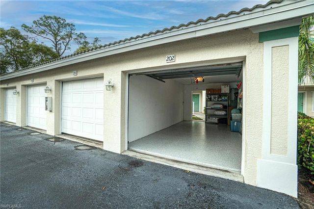 4945 Cougar Ct S Apt 202, Naples, FL 34109