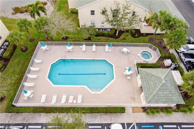 4945 Cougar Ct S Apt 202, Naples, FL 34109