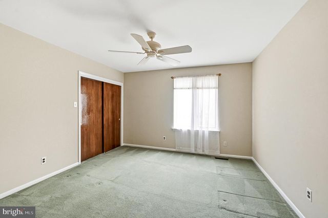 634 TWIN BRIDGE DR, Wayne, PA 19087